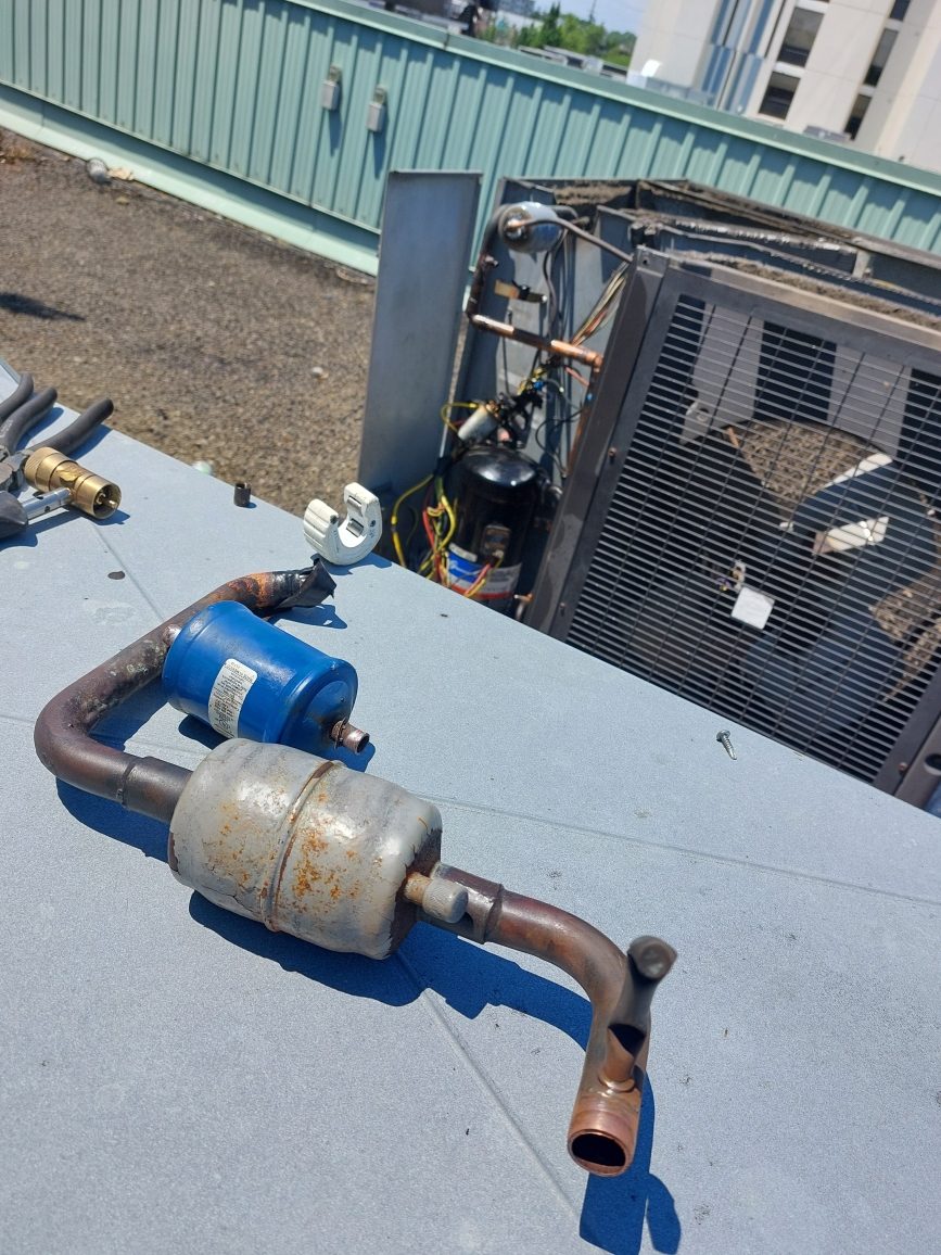 Filter-drier replacement on rooftop condensing unit
